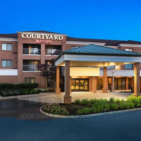 Courtyard By Marriott West Orange Hotel